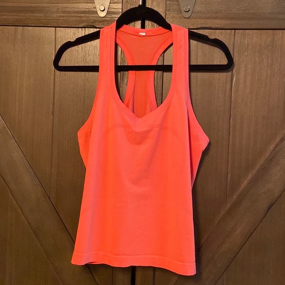 Lululemon🍋Swiftly Tech Racerback Tank Top 2.0 Race Length - Picture 2 of 6